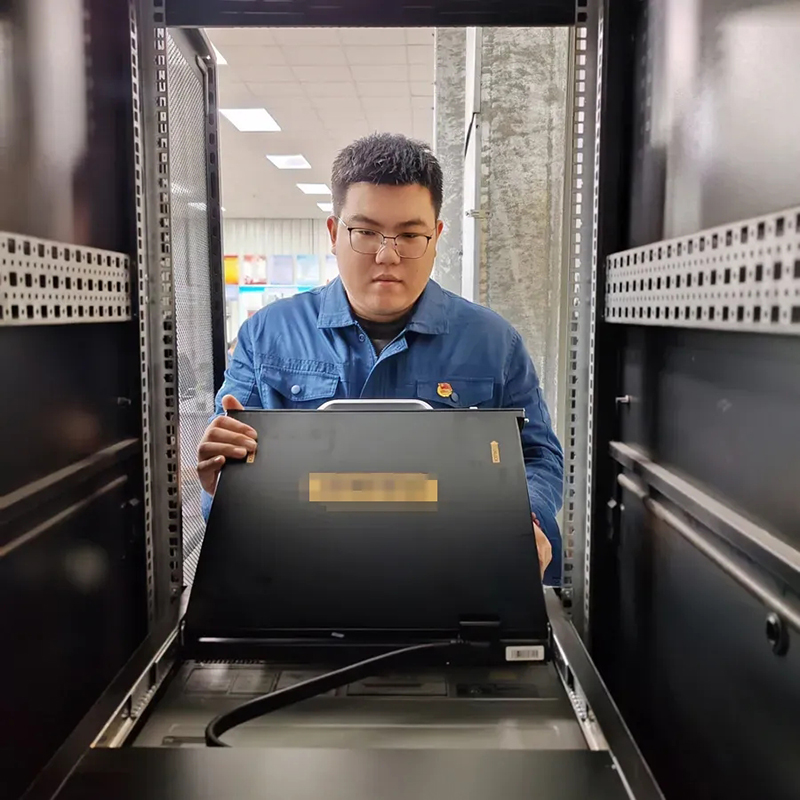 yangchangheng06.jpg yangchangheng06.jpg